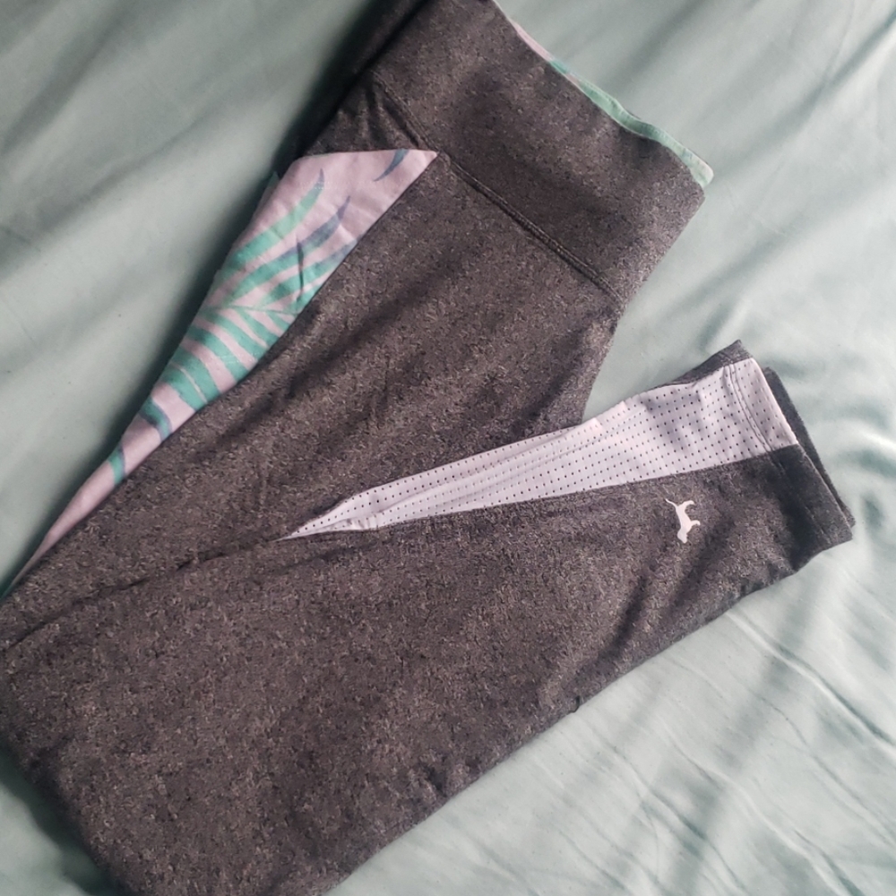 VS PINK yoga leggings